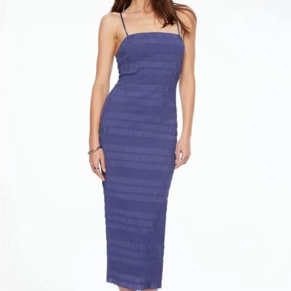 DYNAMITE Midi Dress